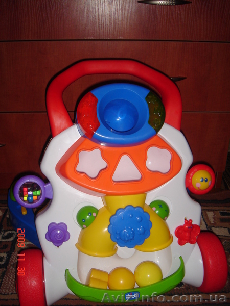 ходунки «Сhicco» «первые шаги» - <ro>Изображение</ro><ru>Изображение</ru> #1, <ru>Объявление</ru> #57306