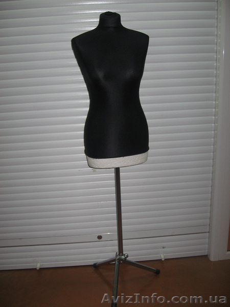 Манекен под платье, пальто дёшево, срочно!!! - <ro>Изображение</ro><ru>Изображение</ru> #1, <ru>Объявление</ru> #493542