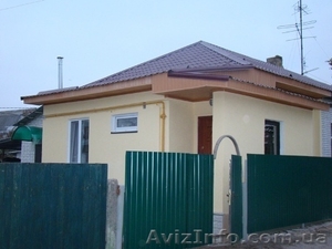 ПРОДАМ ПОЛДОМА ВАСИЛЬКОВ НА БЕРЕГУ РЕЧКИ В ЦЕНТРЕ!!!!!