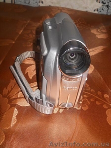 продам видеокамеру Canon MD110Е - <ro>Изображение</ro><ru>Изображение</ru> #1, <ru>Объявление</ru> #877508