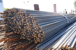 Реализуем соскладов украины ( Арматура,  Балка двутавровая,  Уголок,  Швеллер и т.д