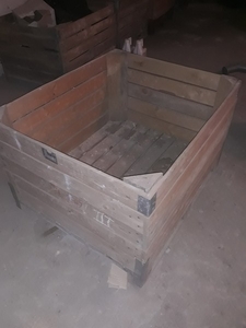 Продаю деревянные контейнеры для яблок
