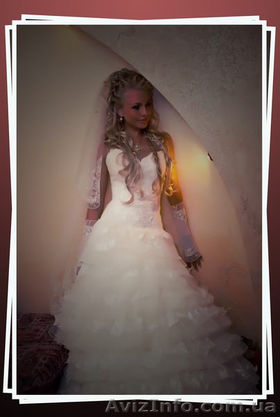 Шикарное, оригинальное свадебное платье - <ro>Изображение</ro><ru>Изображение</ru> #1, <ru>Объявление</ru> #159708