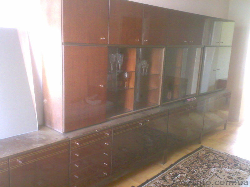 Стенка. Все рабочее, в хорошем состоянии, длинна 4,5 м. - <ro>Изображение</ro><ru>Изображение</ru> #2, <ru>Объявление</ru> #400705