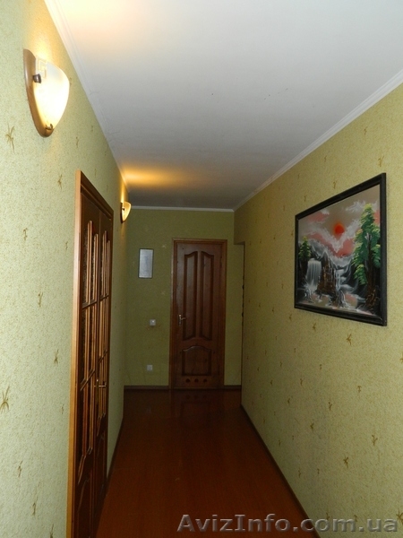 отличная трехкомнатная квартира - <ro>Изображение</ro><ru>Изображение</ru> #7, <ru>Объявление</ru> #616657