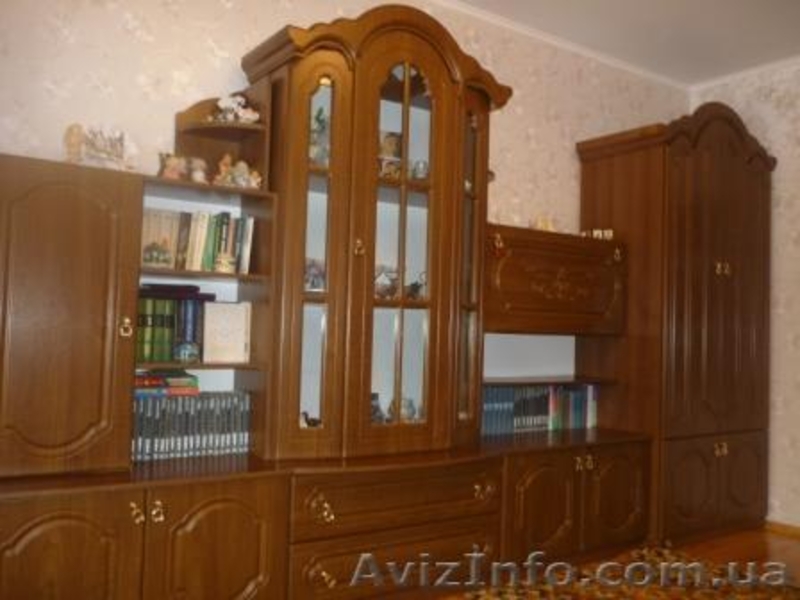Гостиная стенка "Фараон" производства мебельной фабрики "НОВА" - <ro>Изображение</ro><ru>Изображение</ru> #2, <ru>Объявление</ru> #613138