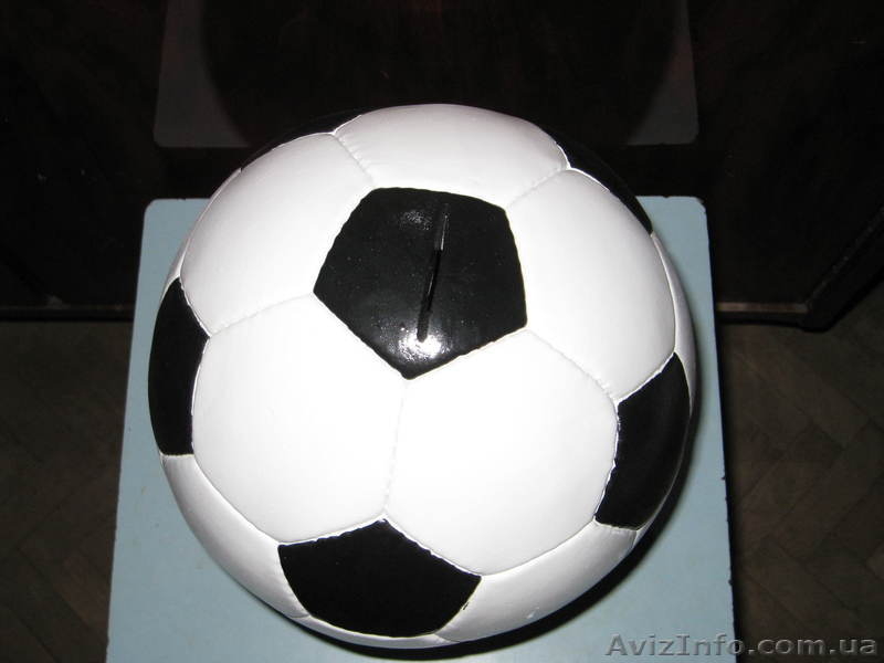 Копилка "Футбольный мяч" - <ro>Изображение</ro><ru>Изображение</ru> #1, <ru>Объявление</ru> #716416