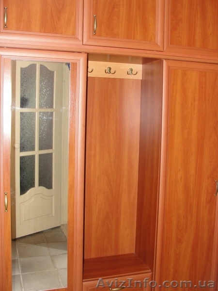 Продам новую стенку в прихожую - <ro>Изображение</ro><ru>Изображение</ru> #1, <ru>Объявление</ru> #737980