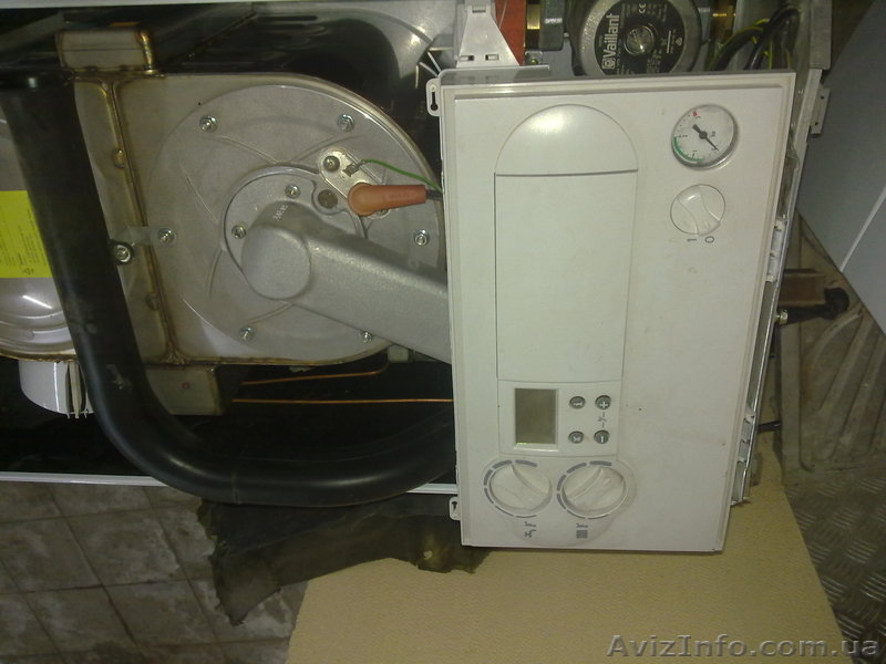 Продам конденсационный котел Vaillant 65квт, 2005г. + Calormatic 410 - <ro>Изображение</ro><ru>Изображение</ru> #1, <ru>Объявление</ru> #839110
