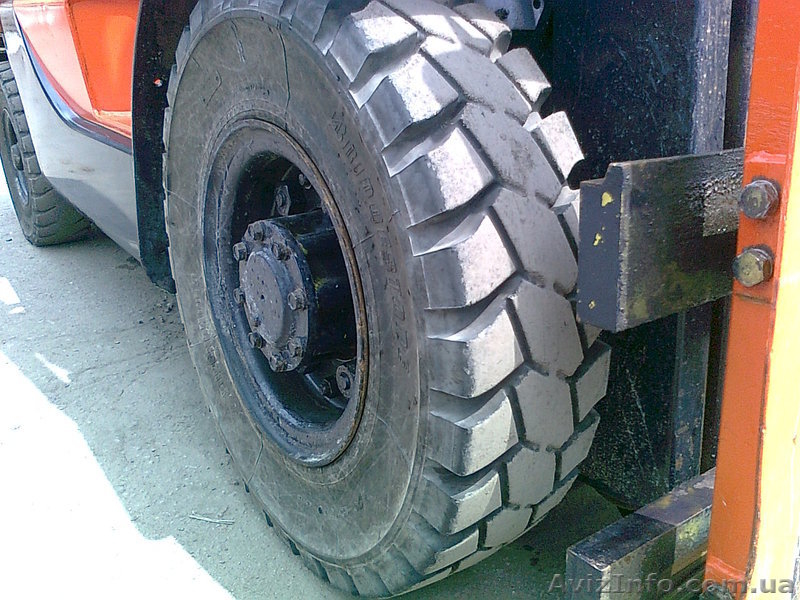 погрузчик Mitsubishi FD25-F18B на 2.5 тонны с кареткой боковым сдвигом - <ro>Изображение</ro><ru>Изображение</ru> #3, <ru>Объявление</ru> #877061
