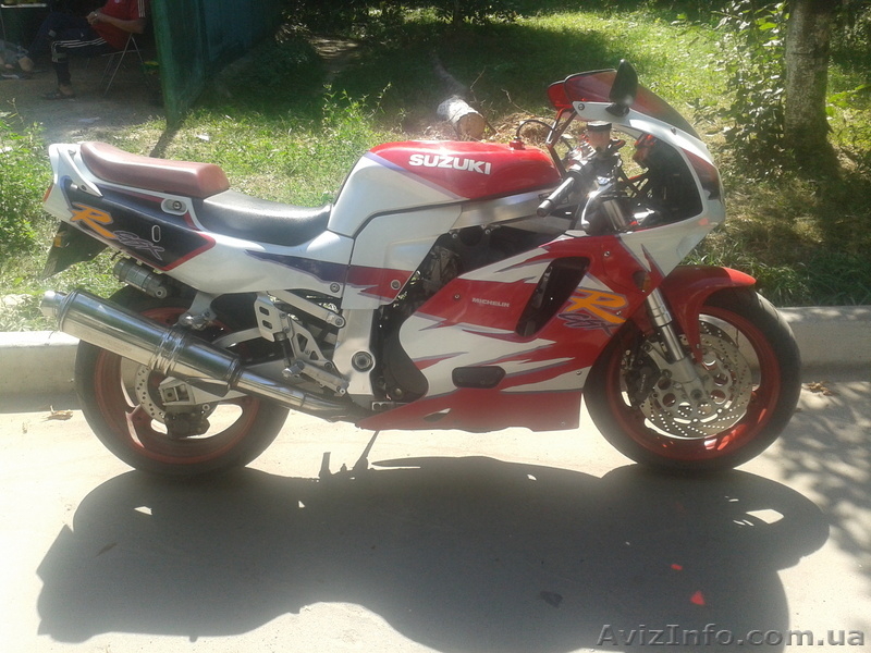 Мотоцикл Suzuki K-750 в отличном состоянии - <ro>Изображение</ro><ru>Изображение</ru> #1, <ru>Объявление</ru> #948368