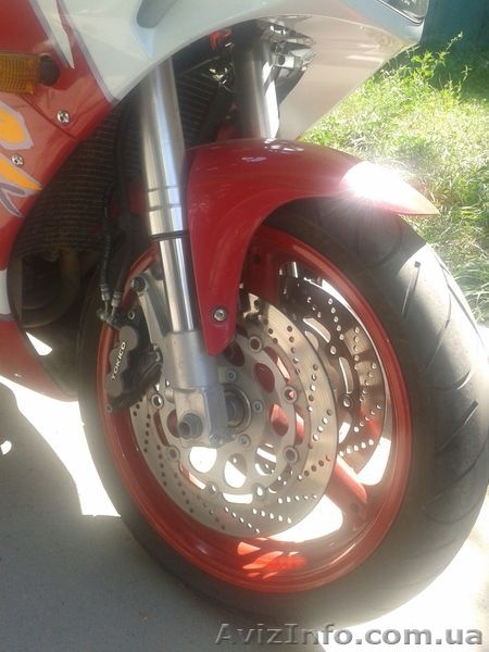 Мотоцикл Suzuki K-750 в отличном состоянии - <ro>Изображение</ro><ru>Изображение</ru> #4, <ru>Объявление</ru> #948368