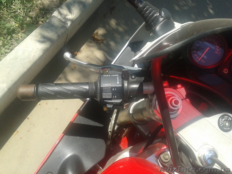 Мотоцикл Suzuki K-750 в отличном состоянии - <ro>Изображение</ro><ru>Изображение</ru> #9, <ru>Объявление</ru> #948368