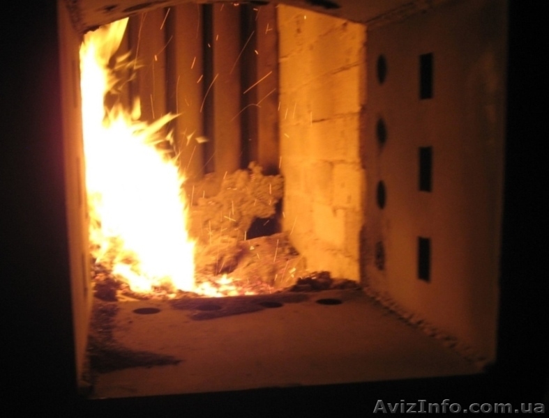 Котел на тирсі, трісці, пелетах, подрібнених відходах деревообробки - <ro>Изображение</ro><ru>Изображение</ru> #4, <ru>Объявление</ru> #885293