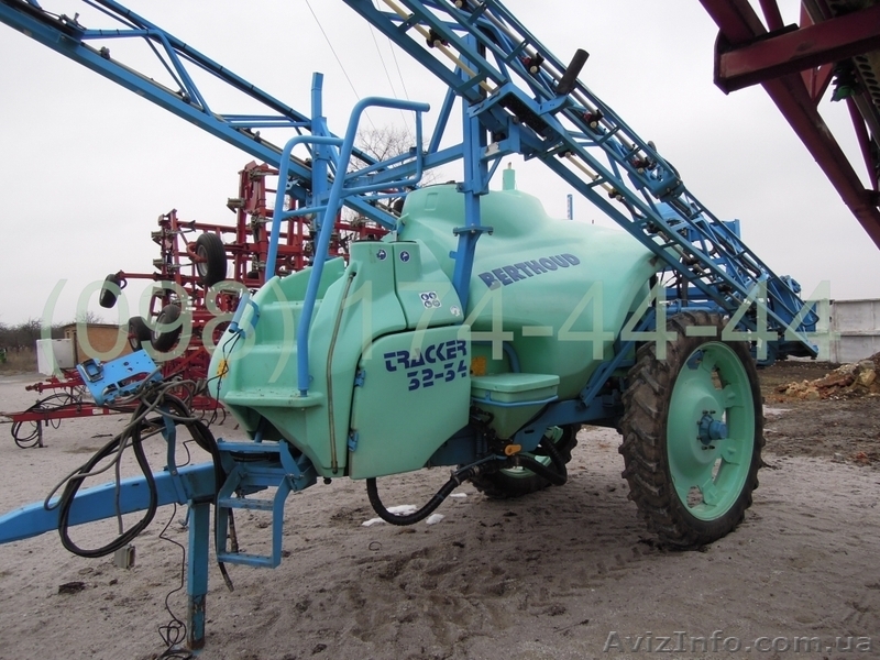 Обприскувач причіпний Berthoud Tracker 3200 - <ro>Изображение</ro><ru>Изображение</ru> #3, <ru>Объявление</ru> #1410012