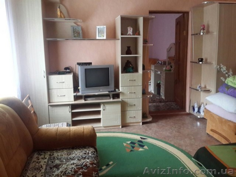 Півбудинку з виходом до річки (ЦЕНТР) - <ro>Изображение</ro><ru>Изображение</ru> #1, <ru>Объявление</ru> #1554085