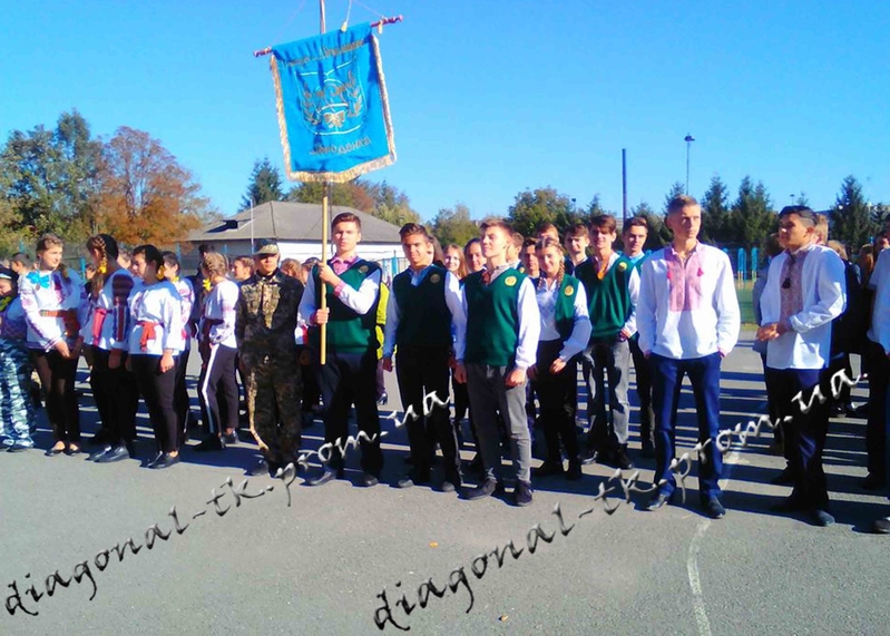 Жилет шкільний трикотажний - <ro>Изображение</ro><ru>Изображение</ru> #2, <ru>Объявление</ru> #1735078