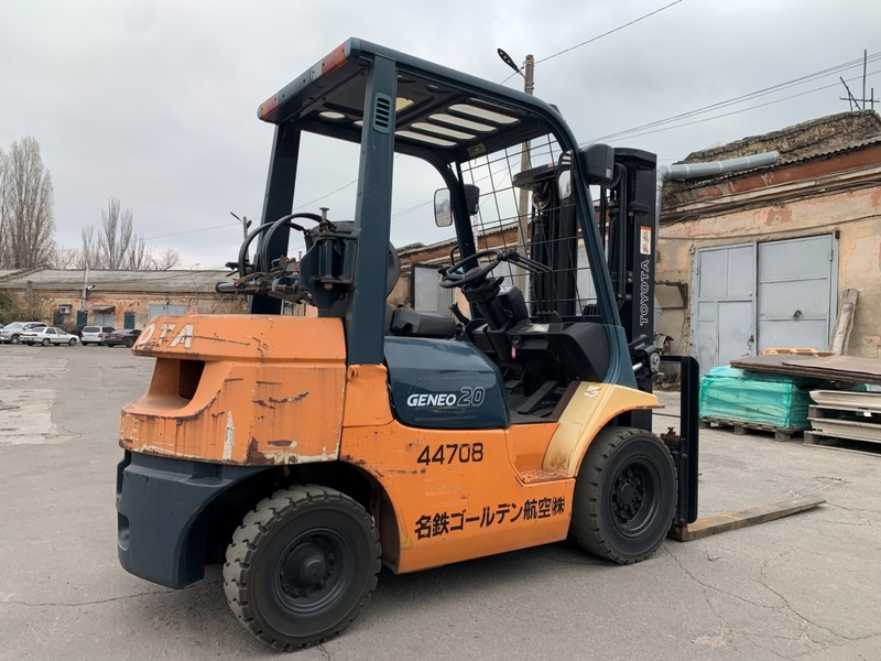 навантажувач вилковий Toyota, вагонник, з бічним зміщенням. Напрацювання 5524 мг - <ro>Изображение</ro><ru>Изображение</ru> #4, <ru>Объявление</ru> #1747148